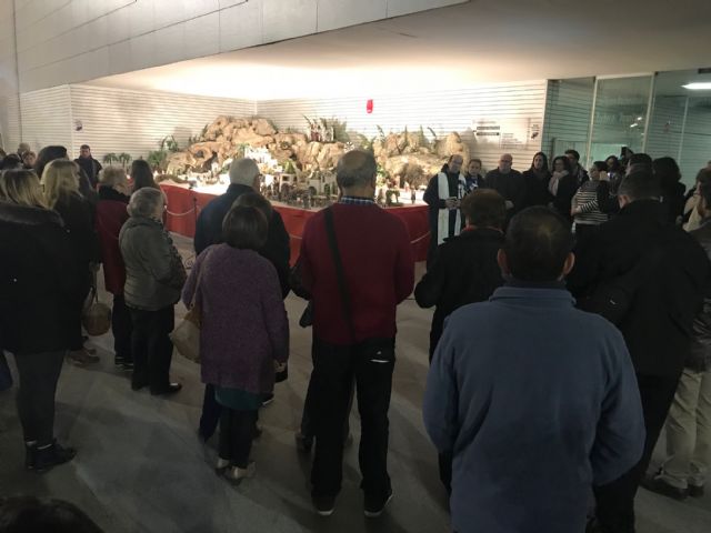 La inauguración del Belén municipal contó con la actuación de la Rondalla Virgen de los Dolores y los Coros y Danzas Ntra. Sra. del Rosario - 3, Foto 3