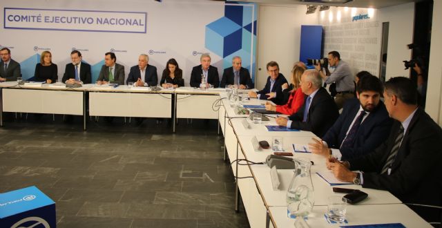 López Miras: El voto útil es el que posibilita que el PP forme Gobierno, todo lo demás favorece a los independentistas - 3, Foto 3