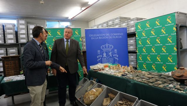 Bernabé afirma que a la Región “le toca permanente la lotería” con la actuación de la Guardia Civil al presentar tres importantes operaciones en materia de Patrimonio Histórico - 1, Foto 1