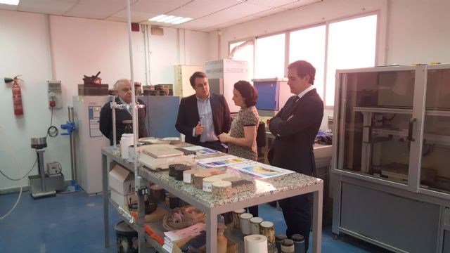 La directora general de Ordenación del Territorio, Arquitectura y Vivienda visita el Centro Tecnológico de la Construcción - 1, Foto 1