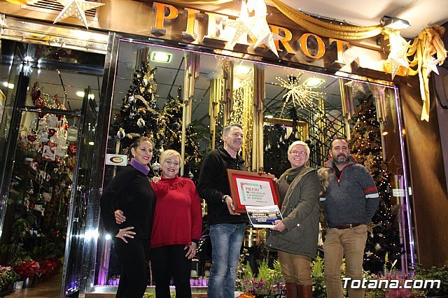 La Floristería Pierrot gana el III Concurso de Escaparatismo de Navidad, Foto 1