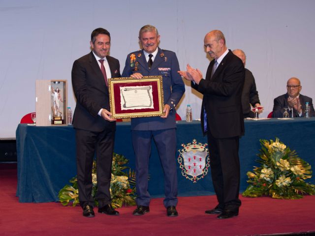 Brillante pregón de Navidad en Alcantarilla el ofrecido por el Coronel Jefe de la Base Aérea, Francisco Javier Fernández - 4, Foto 4