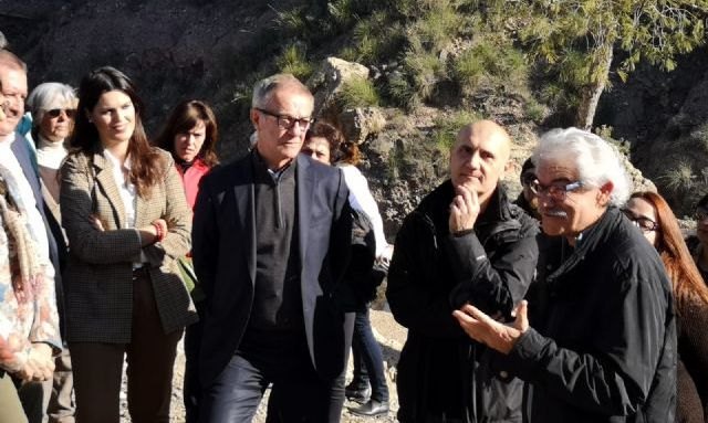 Visita a los yacimientos arqueológicos de La Bastida y La Almoloya, Foto 1