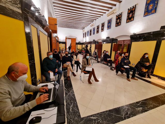 El Pleno de Caravaca expresa su unión en torno a la creación de la UCI en el Hospital del Noroeste y acuerda pedir a Salud Pública que acometa los trámites pendientes para la contratación de la obra - 2, Foto 2