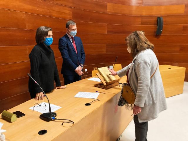 El Moneo acoge la toma de posesión de 205 funcionarios municipales como Administrativos de Administración General - 2, Foto 2