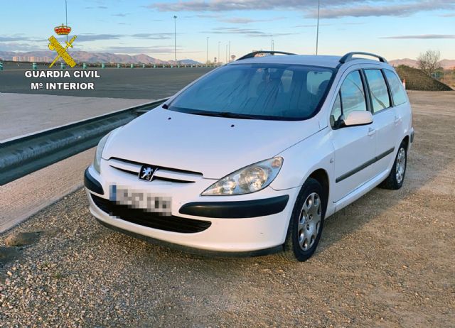 La Guardia Civil intercepta a un conductor que condujo 14 kilómetros en sentido contrario - 1, Foto 1