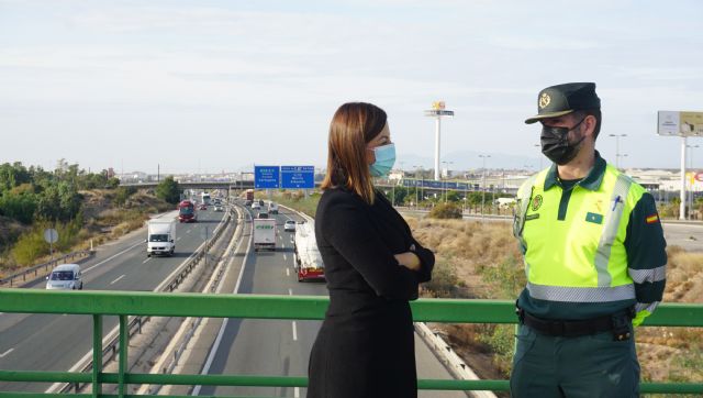 Cerca de 600.000 desplazamientos se producirán en las carreteras de la Región durante la Operación Especial de Navidad que comienza mañana y durará dieciocho días - 1, Foto 1