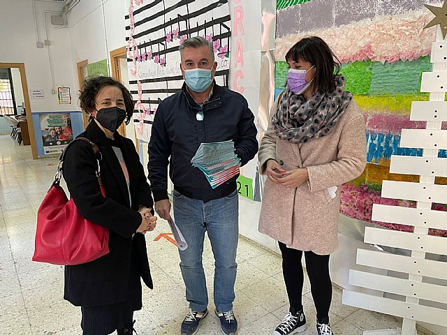 La Concejalía de Mujer del Ayuntamiento de Cieza difunde la campaña Estas navidades jugamos en igualdad - 1, Foto 1