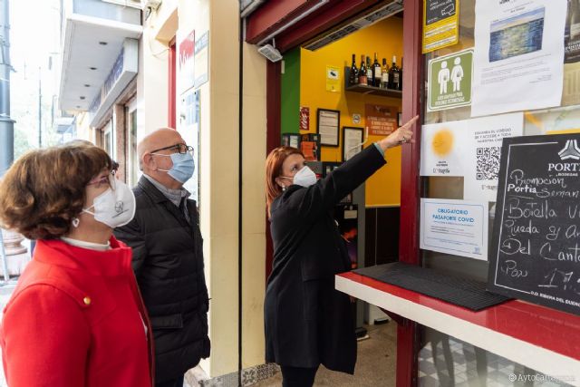 Cartagena cuenta con el primer bar de la Región con aseo adaptado a personas ostomizadas - 1, Foto 1