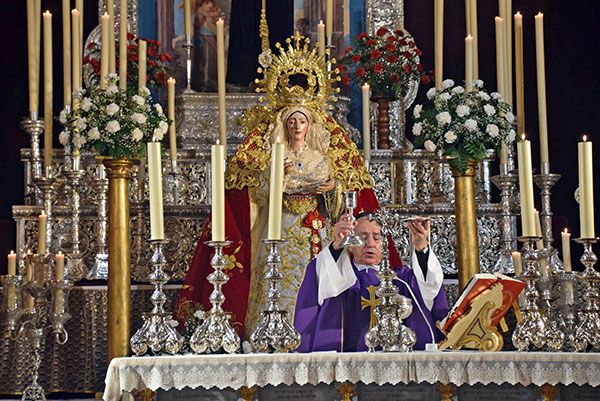 En la Tercera semana de Adviento, se celebro la Solemne Función de Reglas y ceremoniosa veneración en honor a Ntra. Sra. de la Esperanza marinera de Alcalá del Río - 3, Foto 3