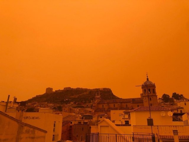 Episodio de calima en Lorca el 14 de marzo de 2022, Foto 1