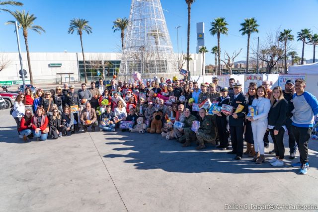 Cartagena suma más de 3.000 juguetes para repartir estas Navidades - 1, Foto 1