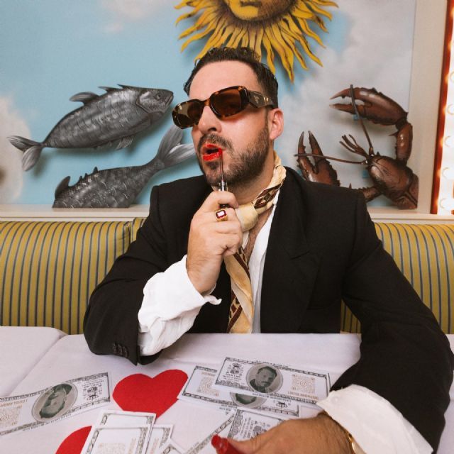 Luis Larr y Maradona: rumba, cine y clase popular en su nuevo proyecto - 4, Foto 4