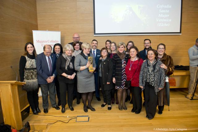 La Cofradia de la Santa Mujer Veronica de Elche fue distinguida con el Premio Pasos 2017 - 1, Foto 1