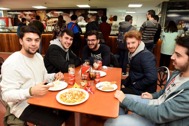 La UMU ofrece nuevos servicios de cafetería y comedor en la Facultad de Economía y Empresa - 4, Foto 4