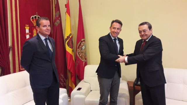 Fulgencio Gil: la creación de IFELOR supondrá un hito en el ámbito empresarial de nuestro municipio gracias a la calendarización de ferias durante todo el año - 2, Foto 2