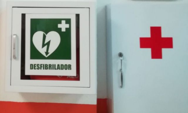 La Federación de fútbol de la Región de Murcia dona desfibriladores para instalaciones deportivas de la localidad - 1, Foto 1