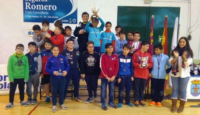 Ends of the Local Phase of Multideporte and Futsal School Sports, with the award of trophies to the best classified centers, Foto 2