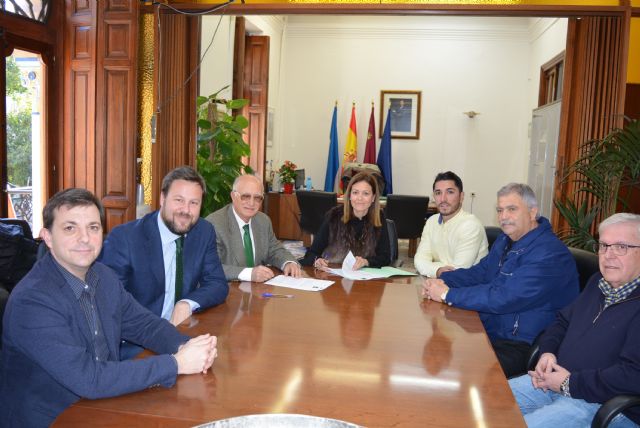 Estrella de Levante suscribe un convenio de colaboración con el Ayuntamiento de Águilas para el patrocinio de las fiestas de la localidad - 1, Foto 1