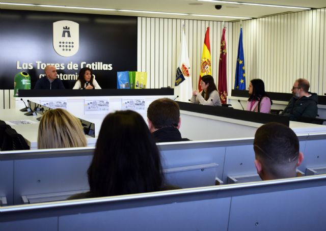 Las Torres de Cotillas lanza en los mercados semanales una campaña de separación de residuos para su reciclaje - 2, Foto 2
