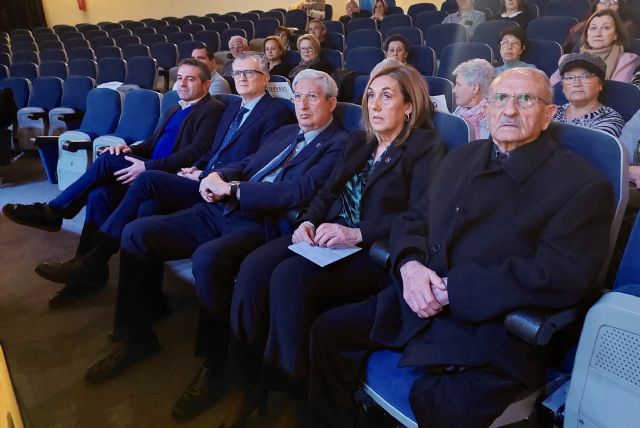 El consejero de Salud destaca en la Semana de la Salud de Alcantarilla la importancia de abordar la obesidad infantil - 1, Foto 1