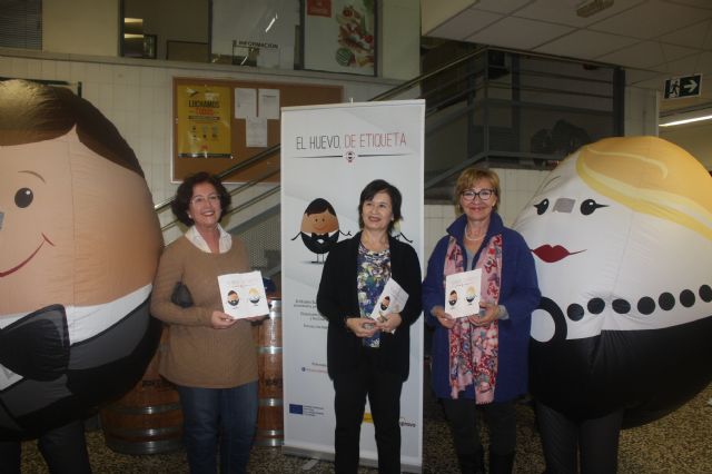 La concejal de Comercio y Relaciones Institucionales asiste a la presentación de la campaña ´El Huevo de Etiqueta´ - 1, Foto 1