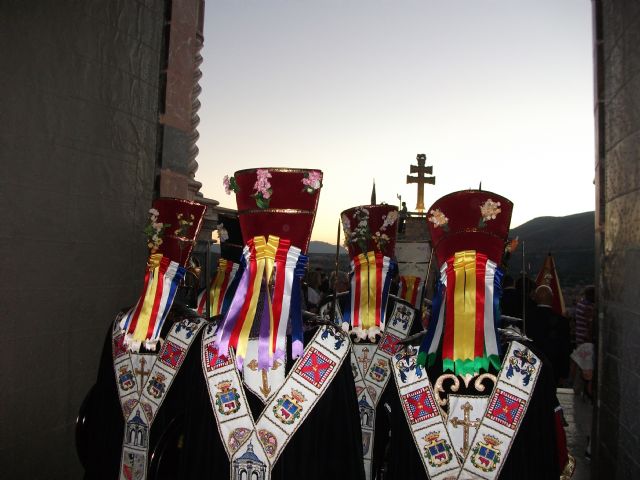 La Compañía de Armaos de la Vera Cruz de Caravaca presenta un himno-marcha en sus II Jornadas Culturales - 1, Foto 1