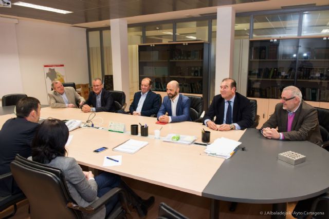 El Ayuntamiento atiende las necesidades del Polígono Cabezo Beaza para estudiar próximas ayudas - 2, Foto 2