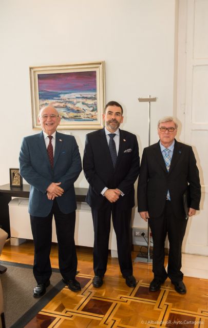 AMARTE traslada al alcalde las problemáticas de la comunidad militar - 2, Foto 2