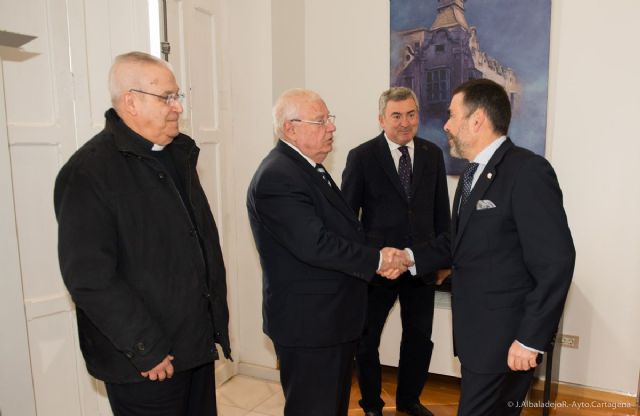 Directivos del Hospital de la Caridad invitan a López y Castejón a visitar las instalaciones - 2, Foto 2