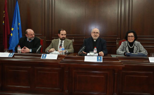 La meta es mantener viva la memoria de todos aquellos que fallecieron en el Holocausto - 1, Foto 1