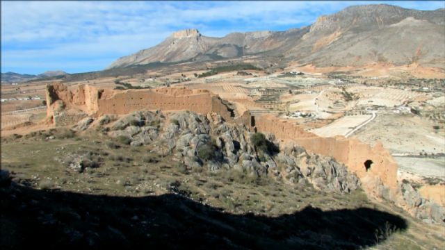 El PSOE pide la restauración del Castillo de Xiquena para impedir su desaparición - 1, Foto 1