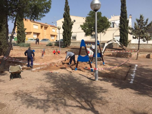 Las obras de remodelación del jardín Diego Manzano, en el barrio de la Era Alta, finalizarán la próxima semana, Foto 2