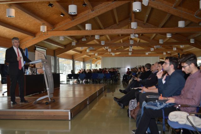 Las políticas macroeconómicas y el esfuerzo individual son la clave para la productividad del país - 1, Foto 1