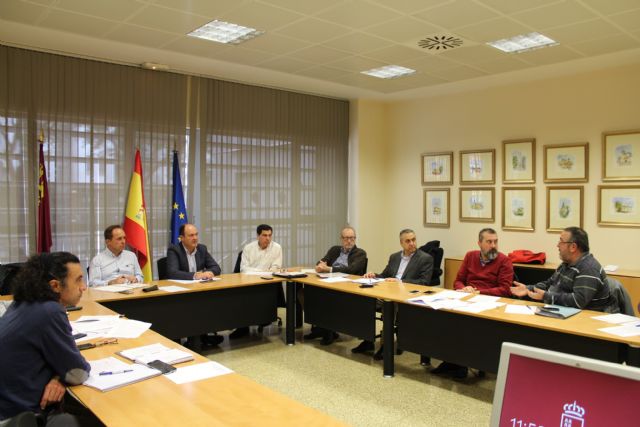 Constituido el grupo de trabajo de frutos secos, Foto 1