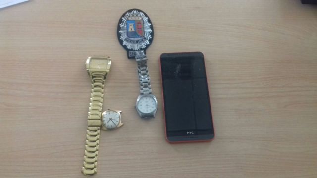 La Policía Local de Torre-Pacheco recupera dos turismos robados y detiene a uno de los autores - 1, Foto 1