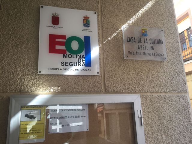 El Ayuntamiento de Molina de Segura invierte 21.397,92 euros en la construcción de nuevos aseos en la Escuela Oficial de Idiomas - 3, Foto 3