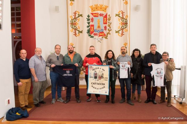 Medalla conmemorativa para celebrar los 25 años de la Media Marathon de Cartagena - 1, Foto 1