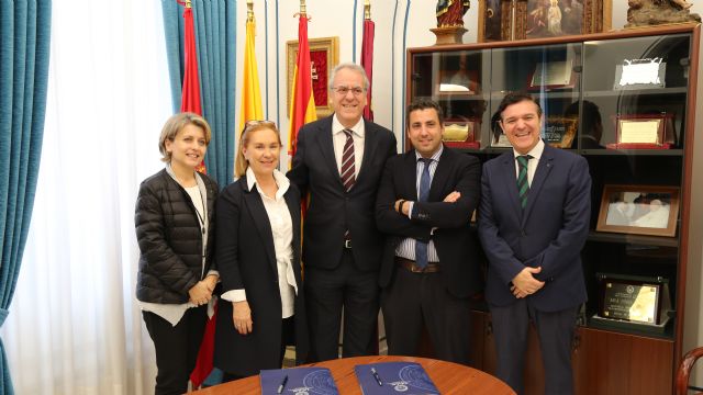La UCAM y ´Planeta Formación y Universidades´ se unen para impartir títulos propios para profesionales del ámbito de la salud y la empresa - 1, Foto 1