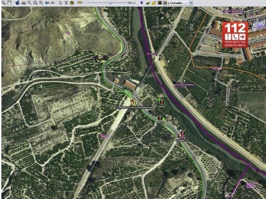 Incendio de cañas en el Río Segura junto a viviendas en Ojós - 1, Foto 1