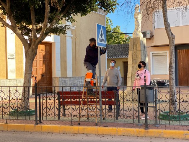 Nueva señalización de tráfico en el municipio - 1, Foto 1