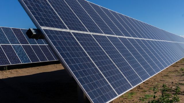 Dhamma Energy celebra el permiso medioambiental de la central solar Cerrillares I de 50 MWp - 1, Foto 1