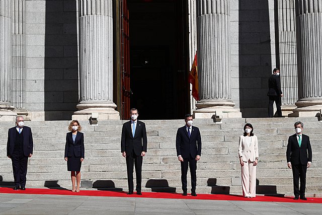 El presidente del Gobierno asiste en el Congreso al acto del 40 aniversario del 23F - 3, Foto 3