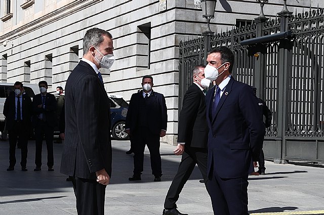 El presidente del Gobierno asiste en el Congreso al acto del 40 aniversario del 23F - 4, Foto 4
