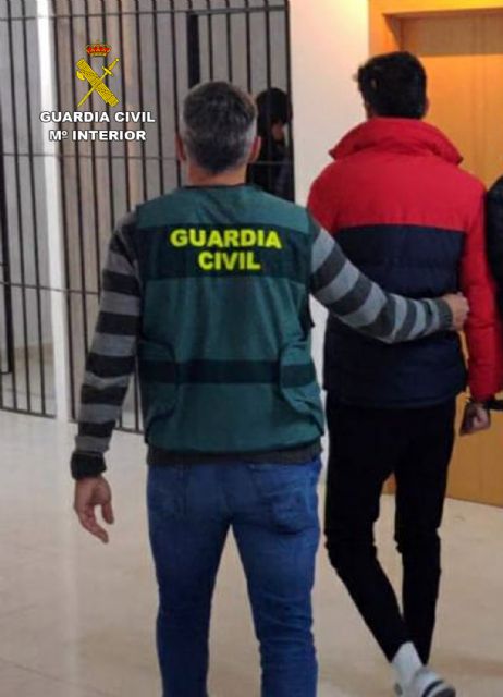Desmantelan un grupo delictivo dedicado a sustraer efectivo en salones de juego de Murcia y Alicante - 1, Foto 1