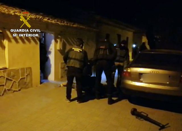 Desmantelan un grupo delictivo dedicado a sustraer efectivo en salones de juego de Murcia y Alicante - 3, Foto 3