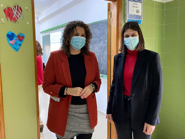 Ni cuentos con perdices, ni novelas rosas - 1, Foto 1