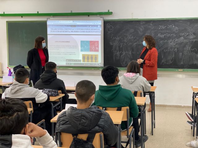 Ni cuentos con perdices, ni novelas rosas - 3, Foto 3