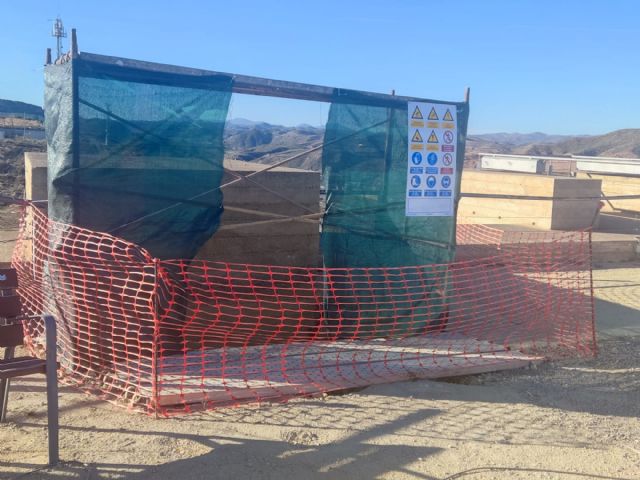 La alcaldesa visita las obras realizadas en la muralla y en el interior del Castillo de Nogalte - 4, Foto 4