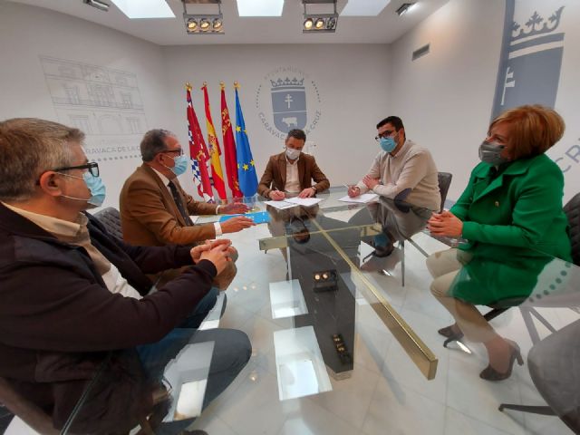 El Ayuntamiento de Caravaca contemplará tarifas especiales en el recibo del agua para apoyar a las familias numerosas - 1, Foto 1